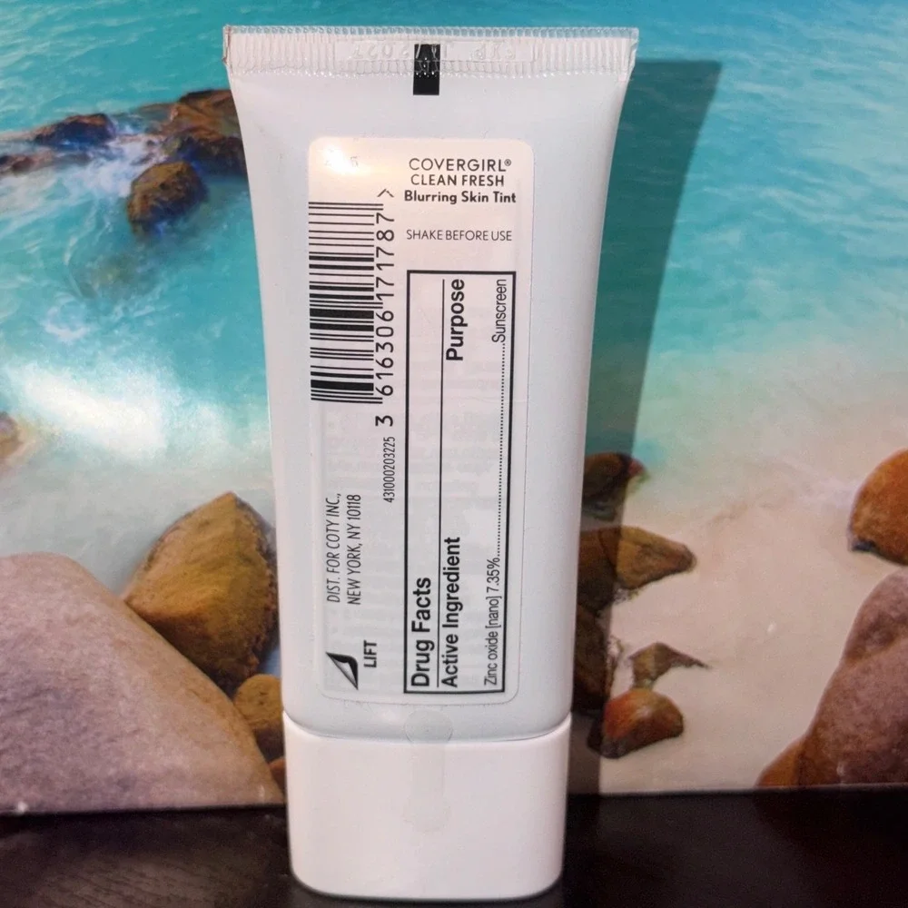 Covergirl Clean Fresh Blurring Skin Tint SPF 30 465 Deep Neutral 1oz Vegan New